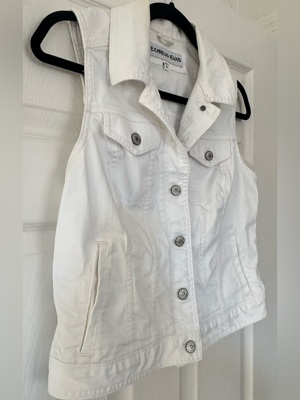 Express White Sleeveless Denim Vest